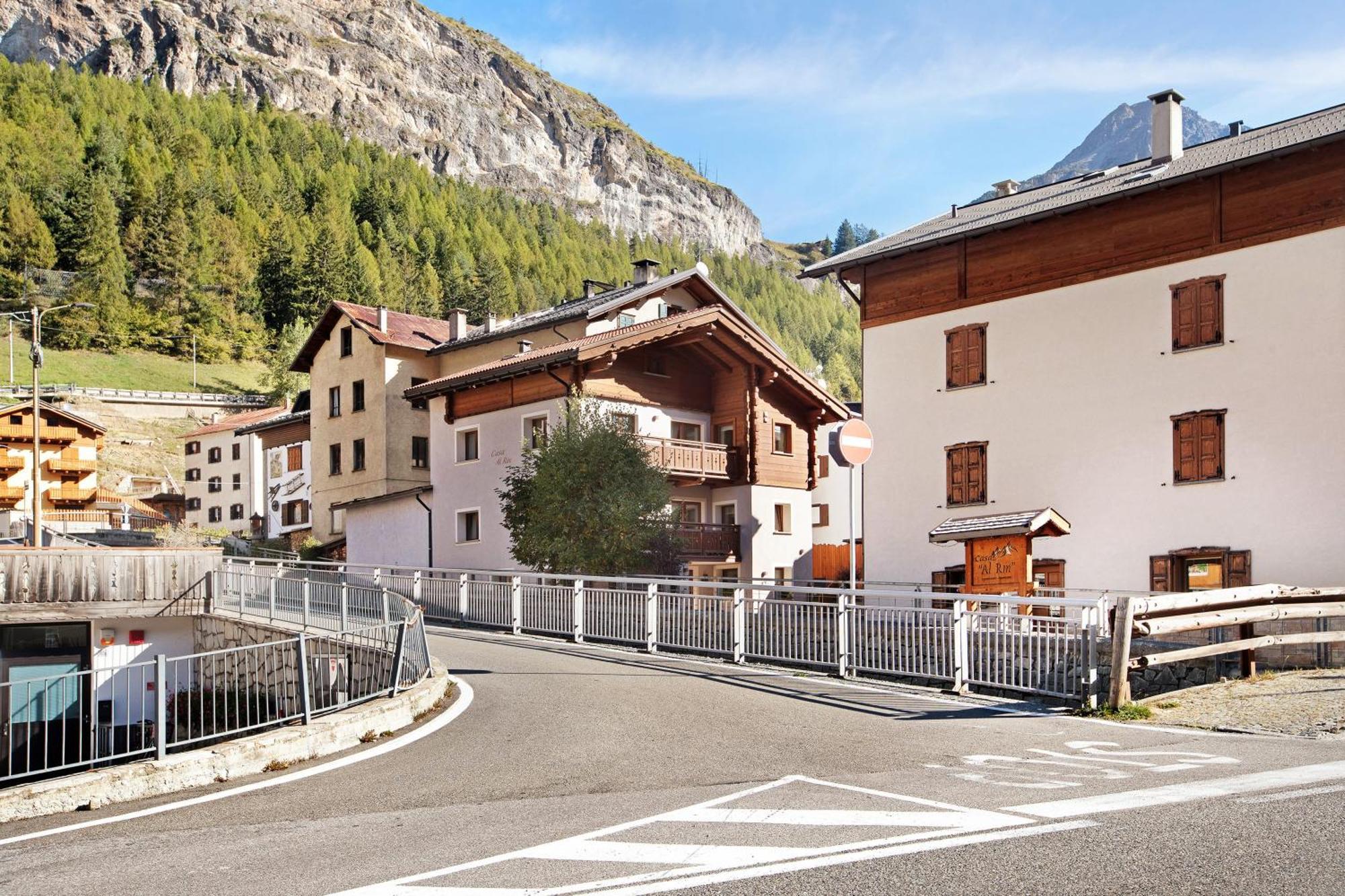Casa Al Rin Ski Bike And Wellness Isolaccia Exterior photo